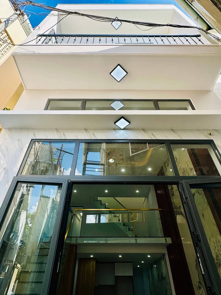 Nhà 2 tầng phường Quy Nhơn Nam 40,6m² giá 2,8 tỷ - Gần trường, chợ thuận tiện!