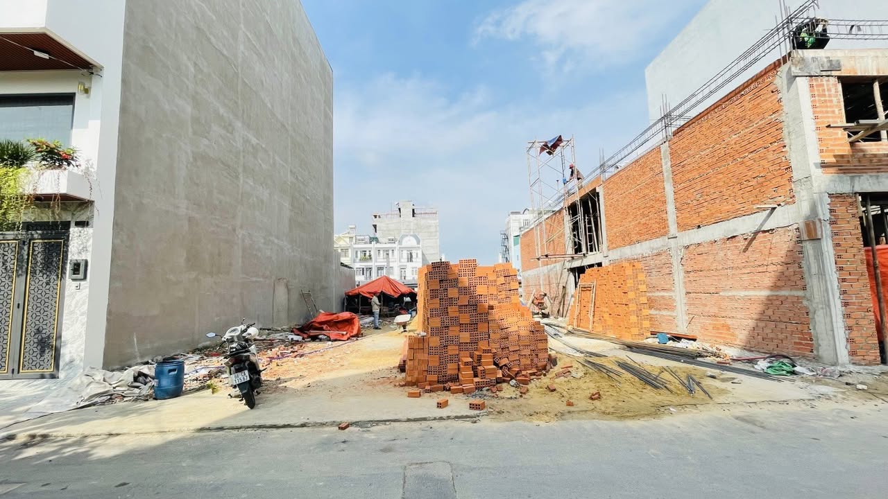 Đất phân lô biệt thự Tân Chánh Hiệp Q12 97m² giá 5.85 tỷ - Nhanh tay sở hữu!