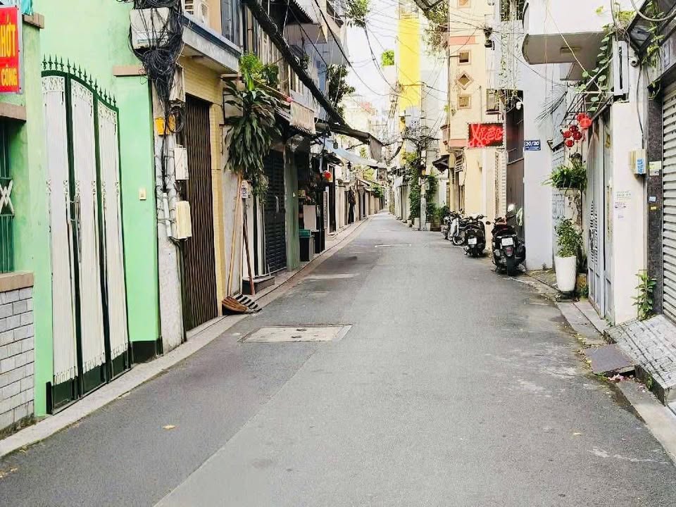 Nhà mặt tiền hẻm xe hơi Phan Đình Phùng 62m² giá 12.3 tỷ - Đầu tư sinh lời tuyệt vời!