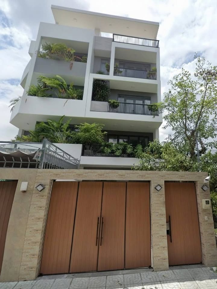 Nhà mặt tiền Thạnh Lộc 15, Quận 12, 100m² giá 8 tỷ - Sổ hồng chính chủ, vuông vức!