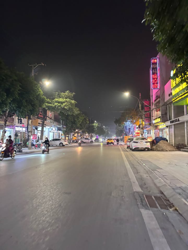 Mặt phố Minh Cầu Thái Nguyên 142m² giá 11.2 tỷ - Vị trí kinh doanh sầm uất!