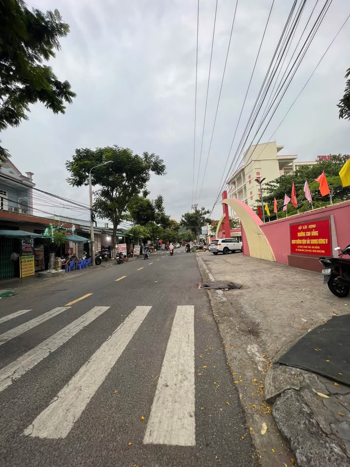 Đất mặt tiền đường Ngô Xuân Thu, Đà Nẵng 411m² giá 6.5 tỷ - Tiềm năng phát triển cao!