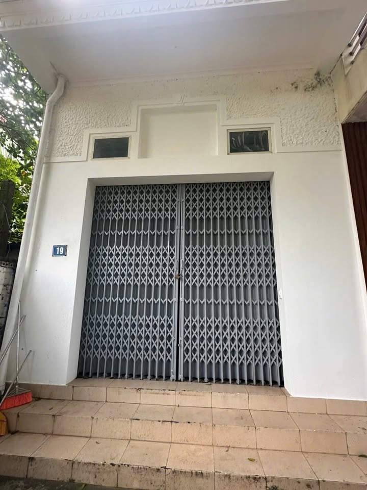 Nhà chính chủ tại Trung Hưng, Sơn Tây 71m² giá chỉ 2 tỷ - Cơ hội sở hữu ngay!