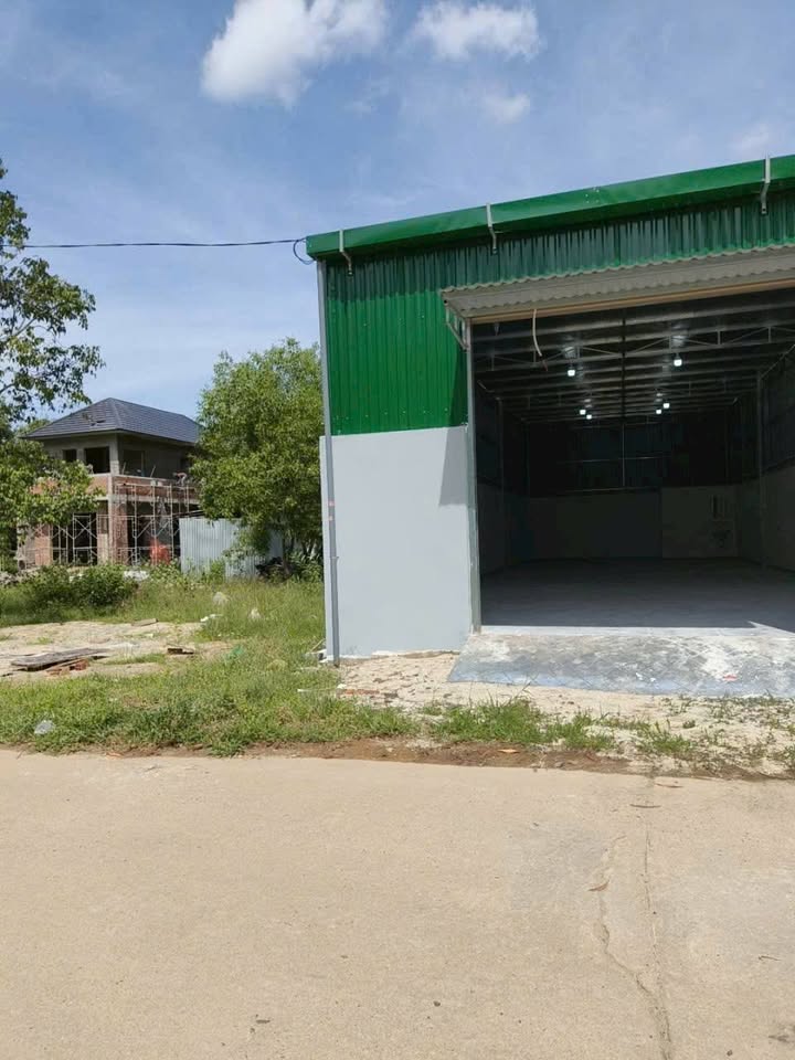 Nhà cho thuê tại Diên An, Diên Khánh 100m² - Giá thuê tốt cho mọi nhu cầu!