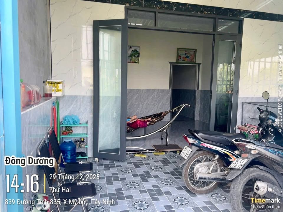 Nhà phố Cần Giuộc 82.5m² giá 1.28 tỷ - Bán gấp, sổ hồng riêng!