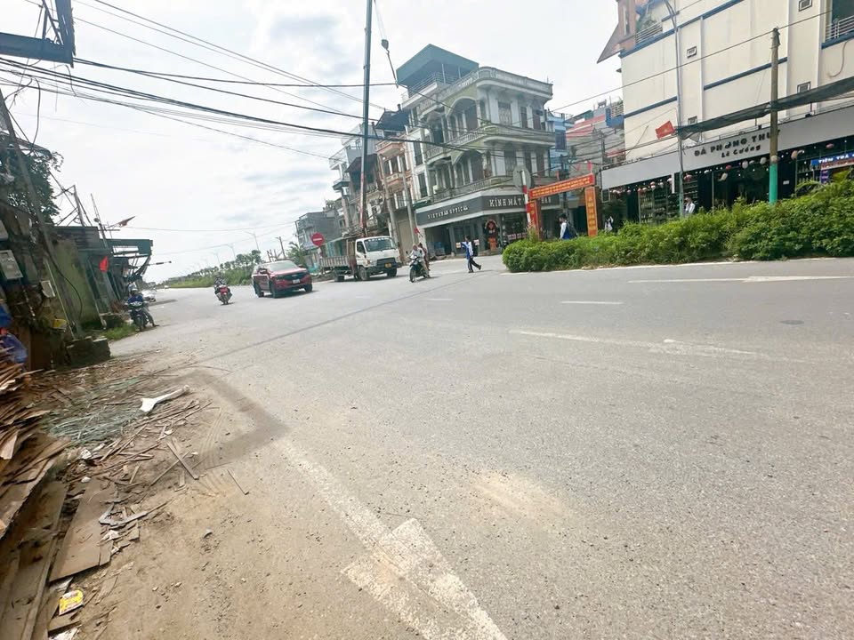 Đất Lô Góc 127m² Xã Thanh Oai - Giá 9.525 tỷ - Tiềm năng kinh doanh lớn!