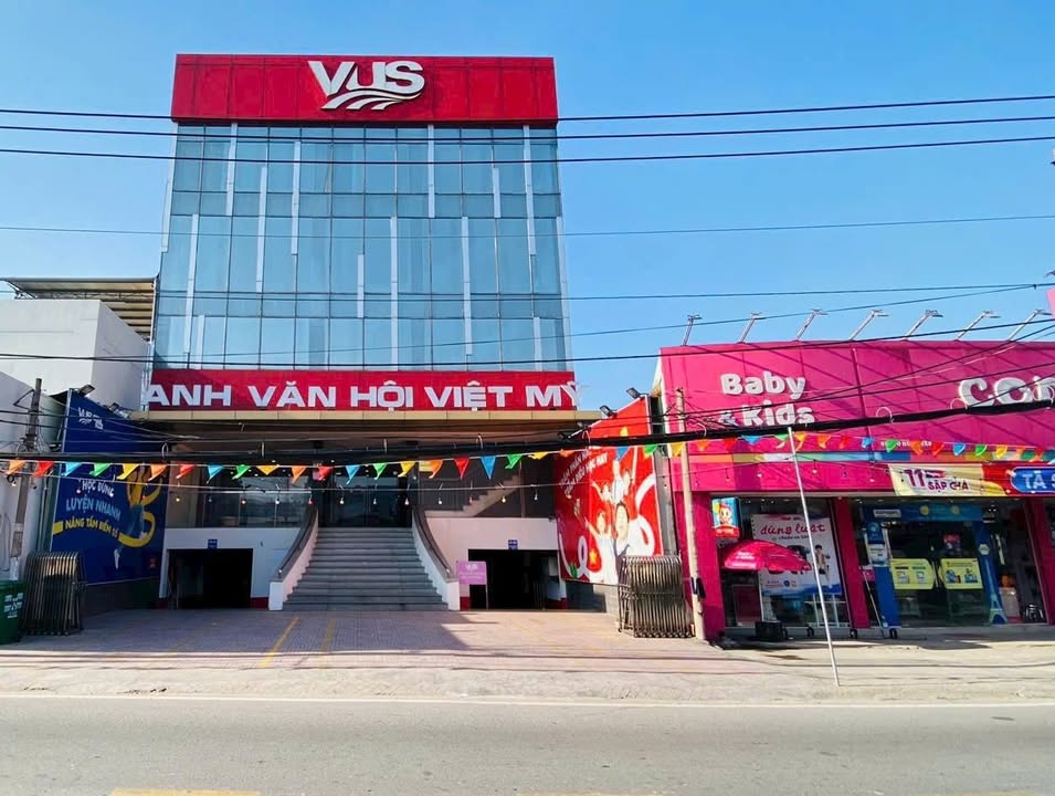 Nhà phố Thủ Đức 501m² giá 89 tỷ - Vị trí đắc địa, 2 mặt tiền