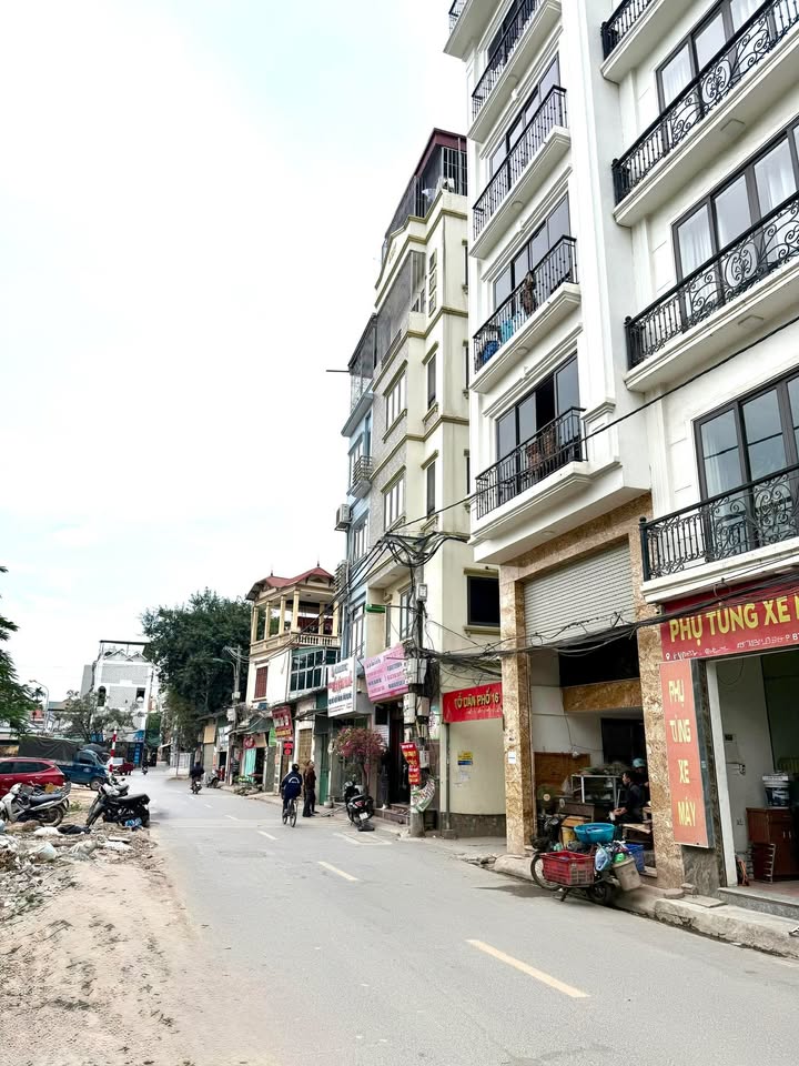 Bán nhà lô góc 55m² 6 tầng thang máy mặt phố kinh doanh - Phú Diễn