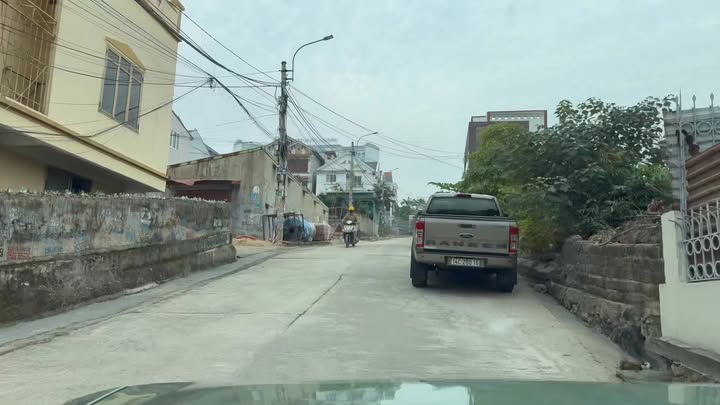 Nhà phố Hồng Hà, Hạ Long 196m² giá 10 tỷ - Gần trục đường lớn, đầu tư sinh lời!