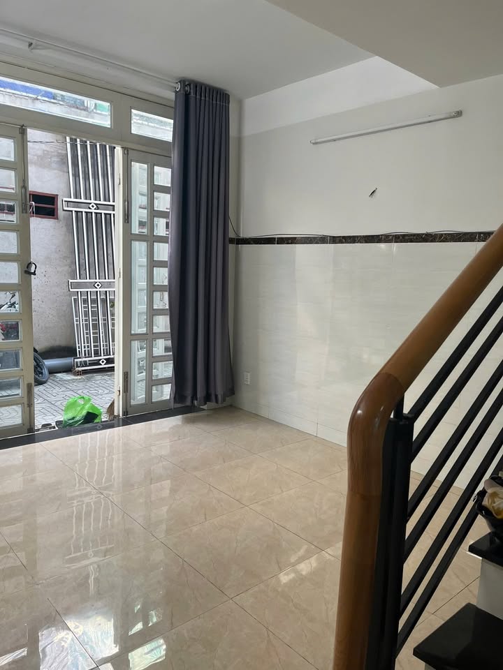 Nhà nguyên căn cho thuê tại Trường Chinh, Tân Bình - Giá cả thương lượng, không thể bỏ lỡ!