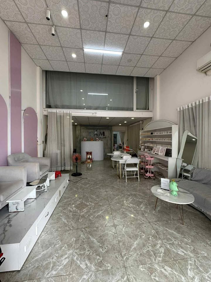 Cho thuê mặt bằng mặt tiền đường Y Ngông, Buôn Ma Thuột 60m² - Vị trí đắc địa cho kinh doanh!