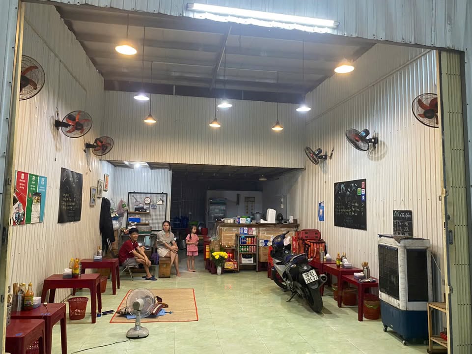 Mặt Bằng Kinh Doanh cho thuê quận Bình Thạnh 113m² - Vị trí đắc địa ngay Đại học Văn Lang!