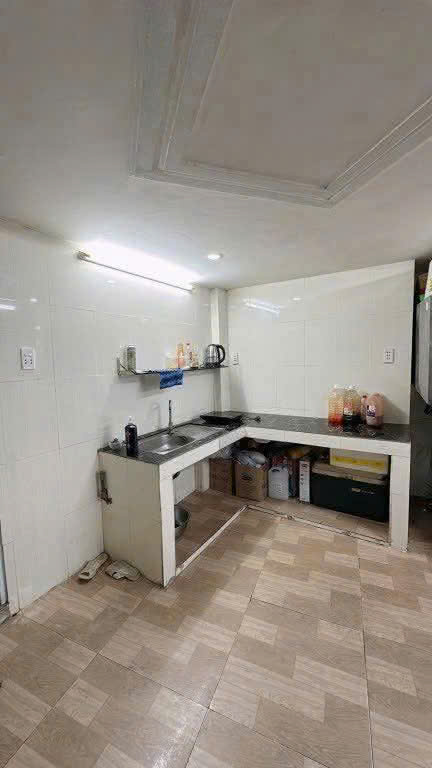 Nhà mặt tiền Huỳnh Văn Bánh, Phú Nhuận 4m - Kinh doanh đa ngành chỉ 13 triệu!