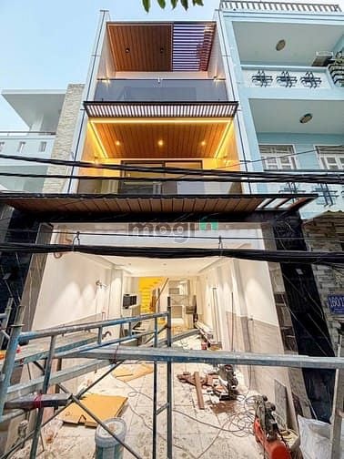 Nhà phố hiện đại sang trọng 160 Nguyễn Văn Quỳ, Quận 7 - Đủ nội thất, cách Phú Mỹ Hưng chỉ 500m!