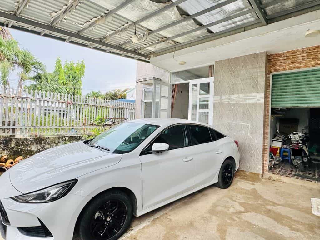 Nhà hẻm xe hơi Hoàng Hữu Nam, Thủ Đức 133m² giá 5.4 tỷ - Cơ hội đầu tư tuyệt vời!