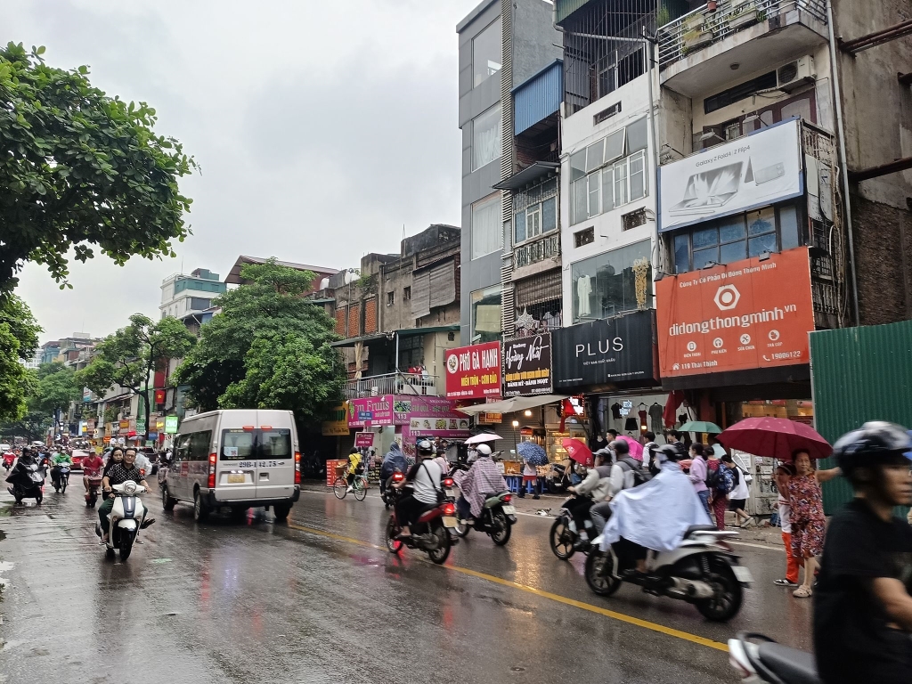 Nhà mặt phố Thái Thịnh 40m² giá 22.9 tỷ - Kinh doanh đỉnh cao!