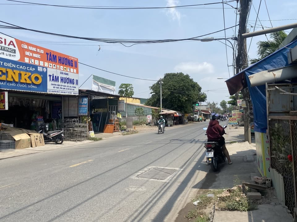 Bán gấp FrontHouse mặt tiền Nguyễn Xiển, Thủ Đức 295m² - Tiềm năng tăng giá vượt trội!