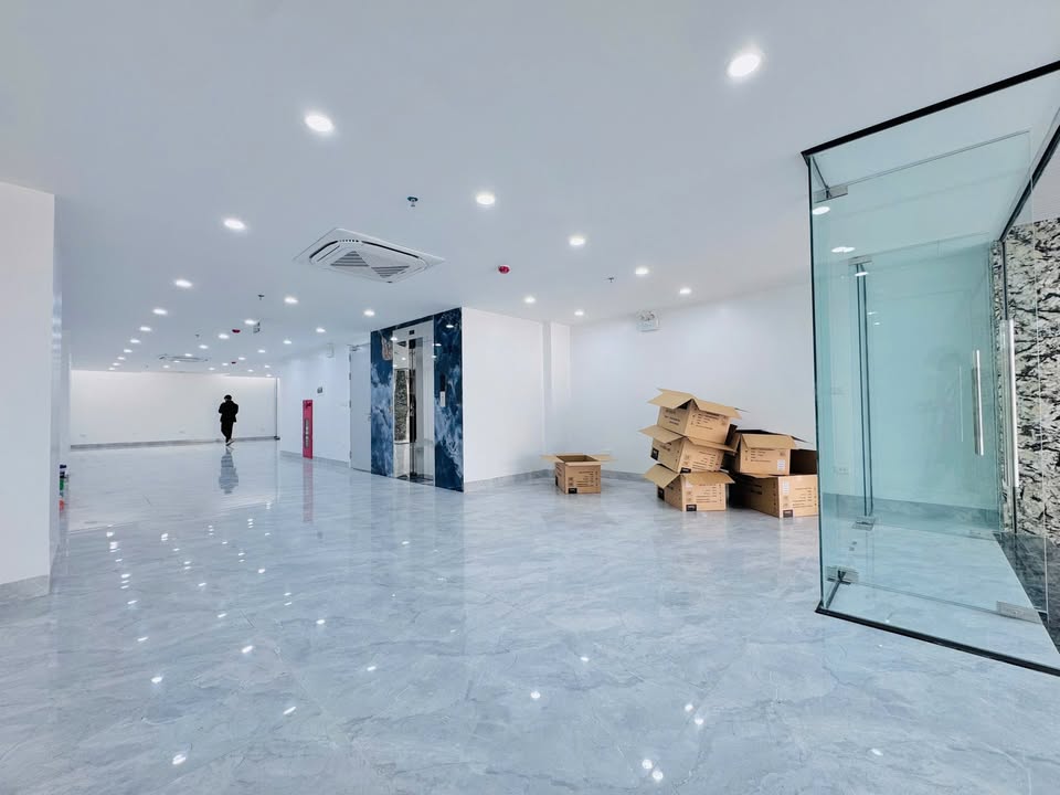 Mặt bằng kinh doanh cho thuê tại đường Phương Canh, 130m² giá 35 triệu - Gần nhiều trường đại học!