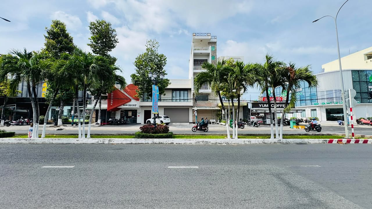 Cho thuê mặt bằng 100m² tại đường 3/2, Rạch Giá - Giá chỉ 7.5 triệu/tháng!