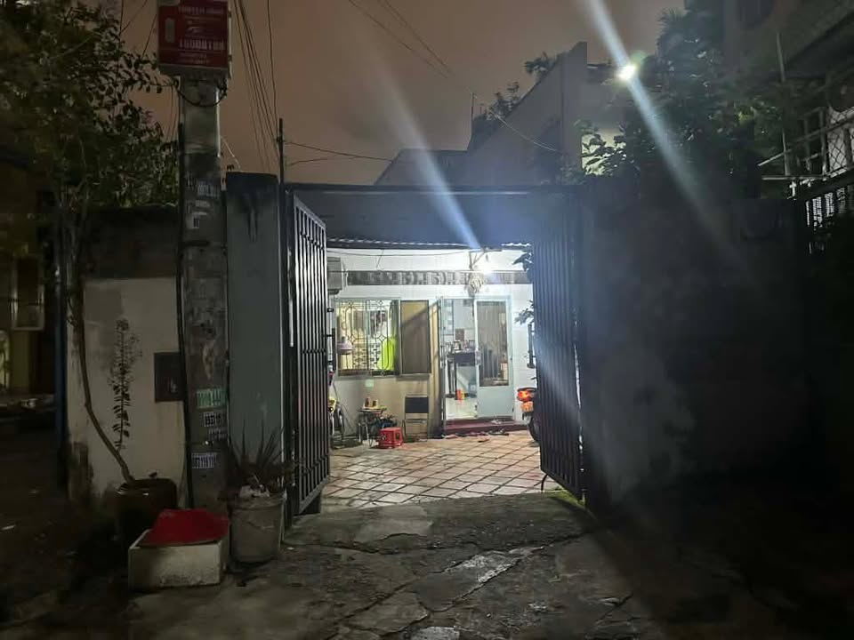 Nhà cấp 4 trên đường Nguyên Hồng, Bình Thạnh 104m² giá 10.5 tỷ - Giảm 500 triệu!