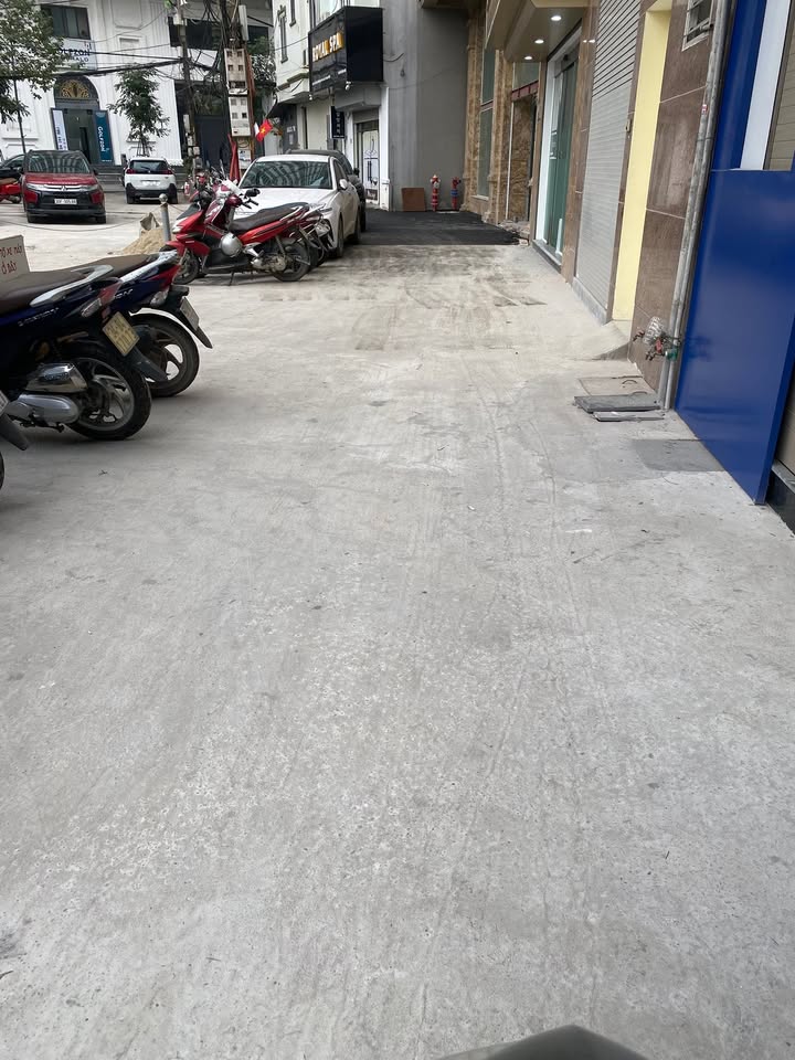 Nhà riêng Dương Khuê, Cầu Giấy 42m² giá 14 tỷ - Ô tô đỗ cổng ngay!