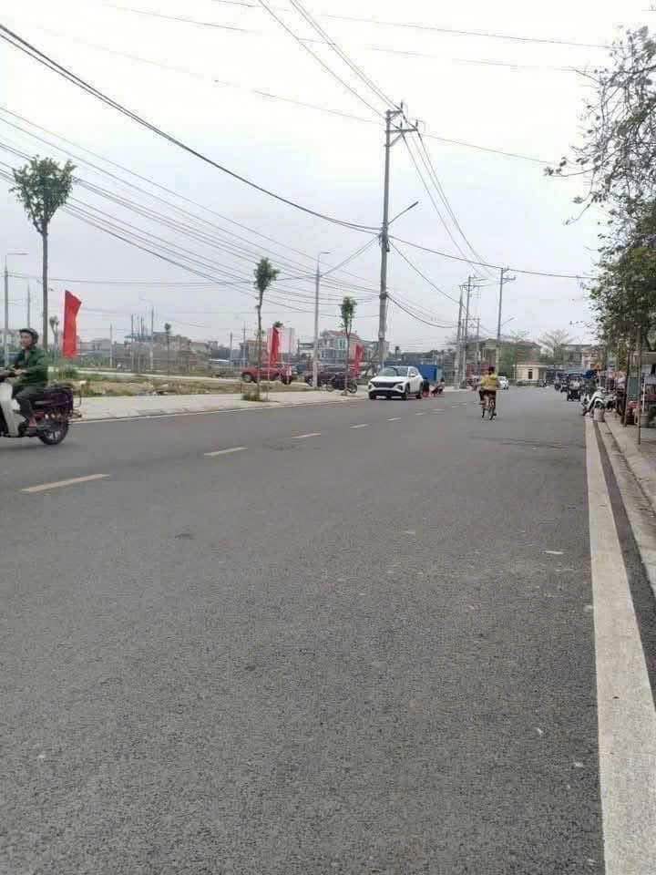 Đất chợ Đặng Xá, phường Mỹ Lộc 100m² giá 2 tỷ - Vị trí đắc địa cho đầu tư!