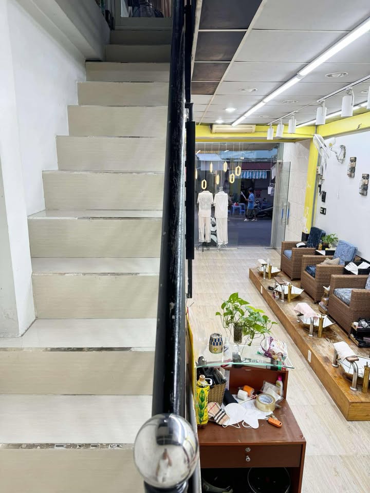 Nhà mặt tiền Cô Bắc, Rạch Giá 27.07m² giá 2 tỷ - Vị trí kinh doanh sầm uất!