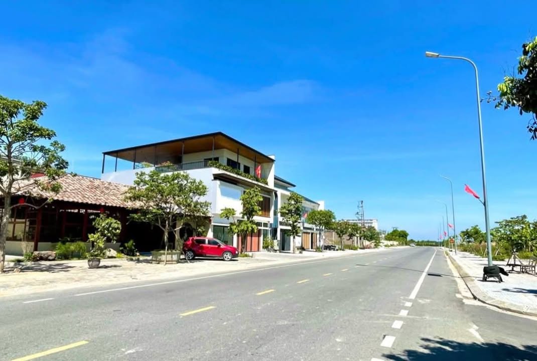 Đất 2 mặt tiền đường Lê Ninh, Hà Tĩnh 172m² - Vị trí đẹp, kinh doanh thuận lợi!