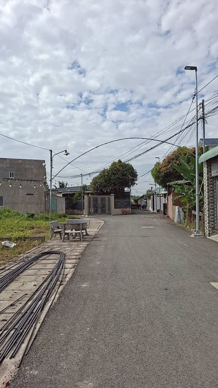 Đất nền Long Hải 109m² giá 1.85 tỷ - Lô góc 2 mặt tiền, tiện ích đầy đủ!