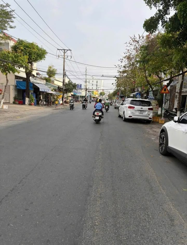 Nhà mặt tiền Lâm Quang Ky, Rạch Giá 176m² giá 9 tỷ - Kinh doanh đa ngành nghề!