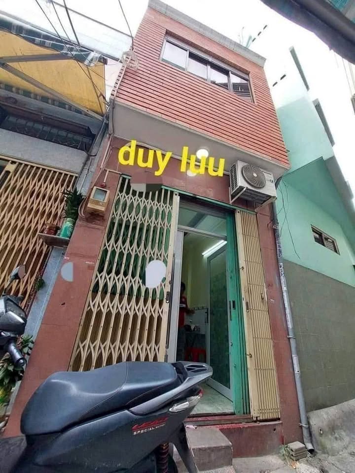 Nhà cho thuê hẻm 3 Gác Phan Văn Trị, Quận 5, 27m² giá 9 triệu - Nhà đầy đủ nội thất!