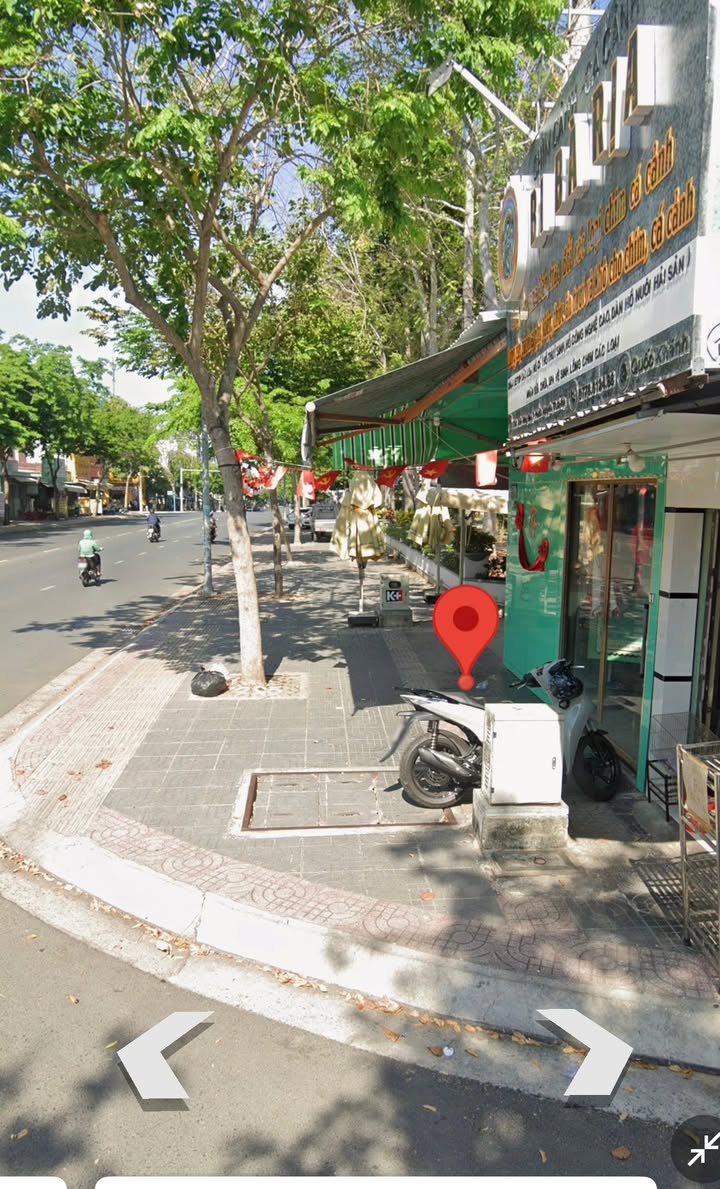 Nhà phố góc hai mặt tiền đường Trần Hưng Đạo 277.2m² - Vị trí đắc địa cho kinh doanh!