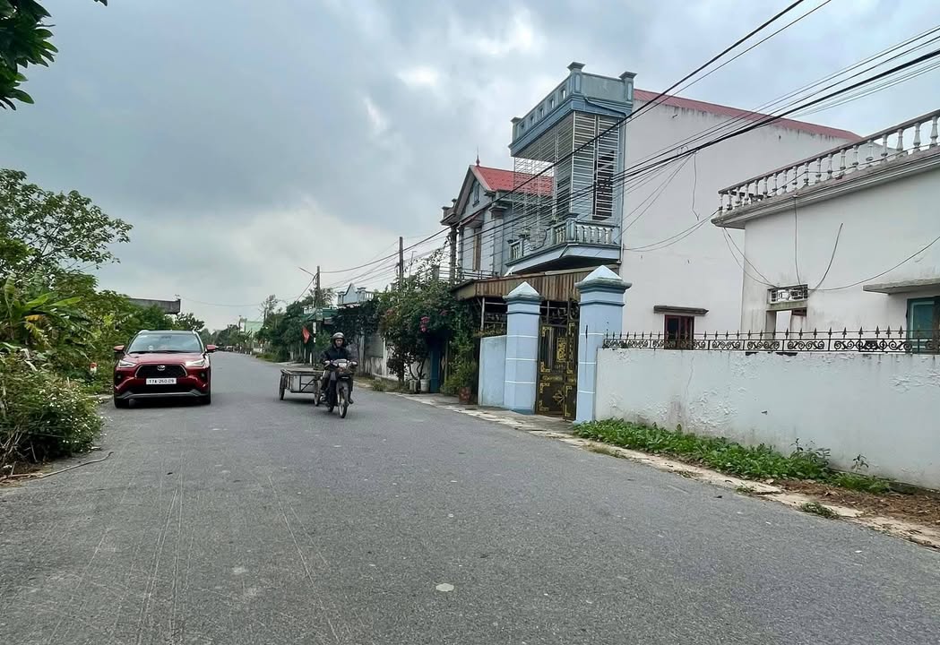 Đất trục huyện Tây Sơn - Kiến Xương 100m² giá 1 tỷ - Cơ hội đầu tư tuyệt vời!