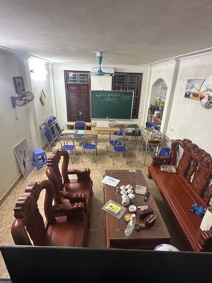 Nhà 6 tầng Đình Thôn, Mỹ Đình 42m² giá 10 tỷ - Ô tô đỗ sát nhà!