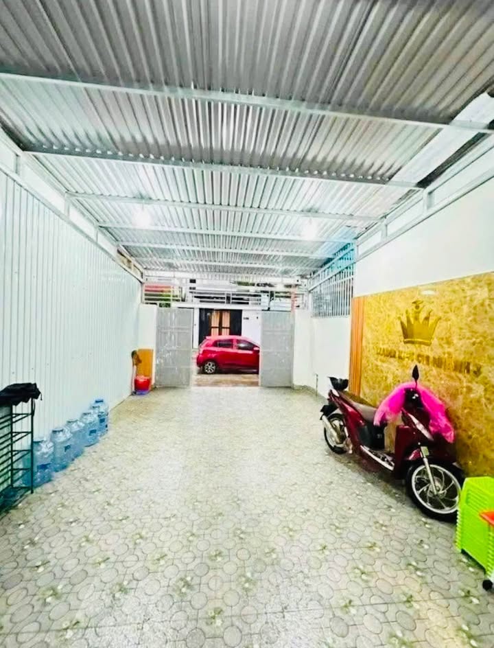 Nhà mặt tiền Nguyễn Thượng Hiền, TP Buôn Ma Thuột 90m² - Thiết kế hiện đại, giá chỉ 6.5 triệu/tháng!