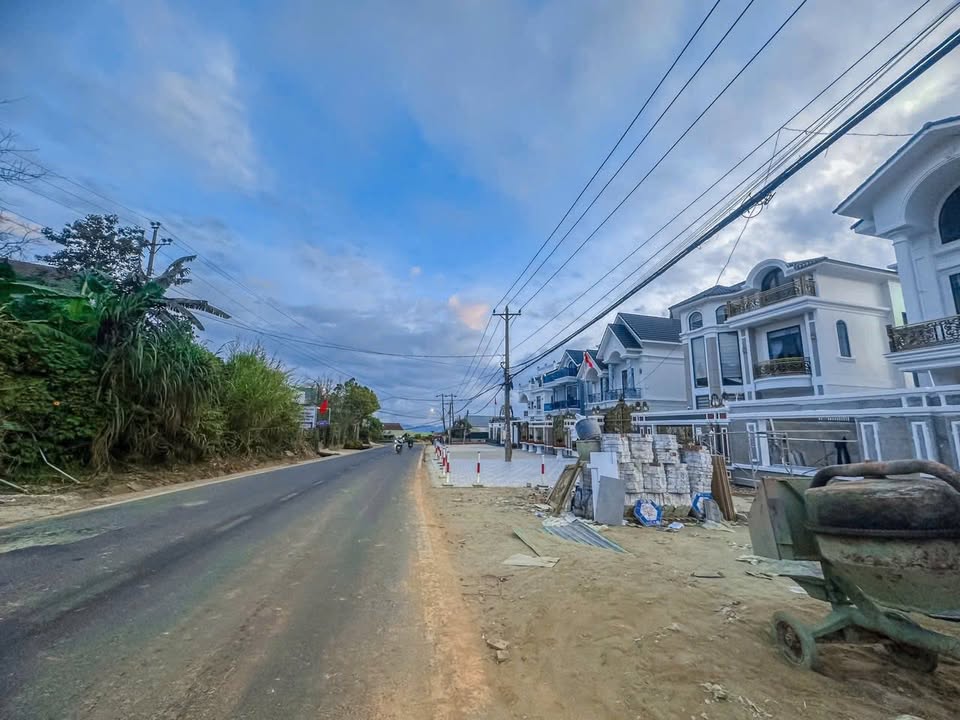 Đất nền mặt tiền Quốc lộ 20, Phường Xuân Trường, Đà Lạt 989m² giá 13.2 tỷ - Đầu tư sinh lời!