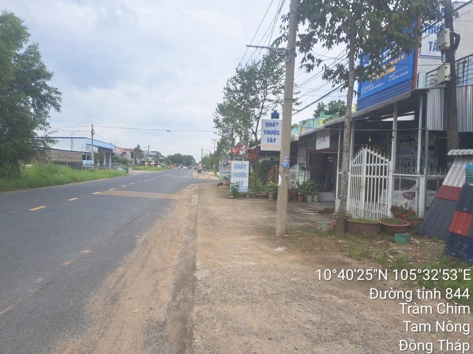 Đất nền mặt tiền Trần Hưng Đạo, Tràm Chim, 135m² giá 2.4 tỷ - Pháp lý rõ ràng, thuận tiện kinh doanh!