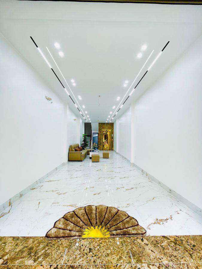 Mặt phố Thịnh Liệt quận Hoàng Mai 50m² giá 22,5 tỷ - Kinh doanh đỉnh cao!