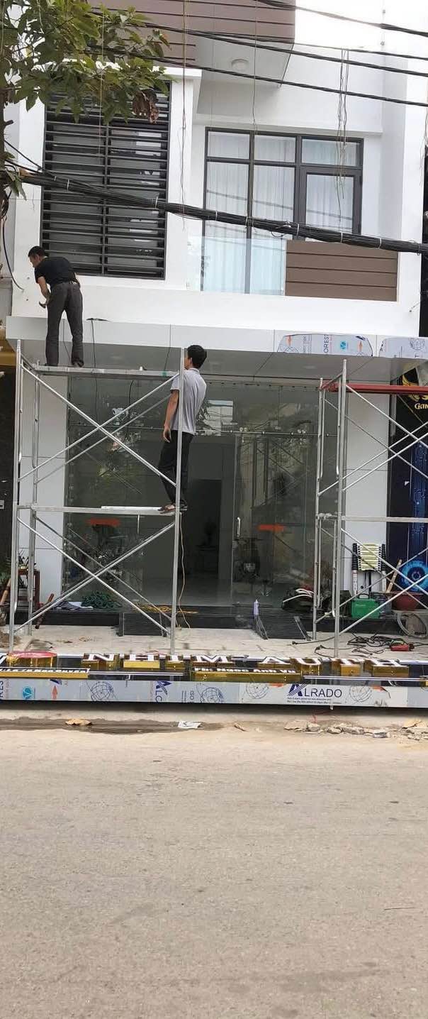 Nhà phố Ngô Quyền, Thanh Hóa 80m² giá 15 tỷ - Kinh doanh sầm uất ngay lập tức!