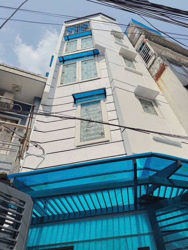 Nhà mới Lâm Văn Bền Quận 7 21m² giá 3.85 tỷ - Đón Tết ngay!