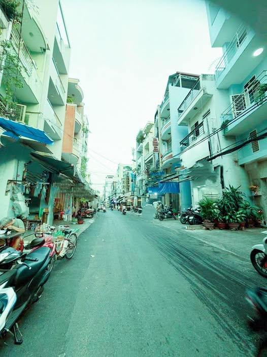 FrontHouse Lãnh Binh Thăng 200m² giá 10 tỷ - Mặt tiền kinh doanh sầm uất!