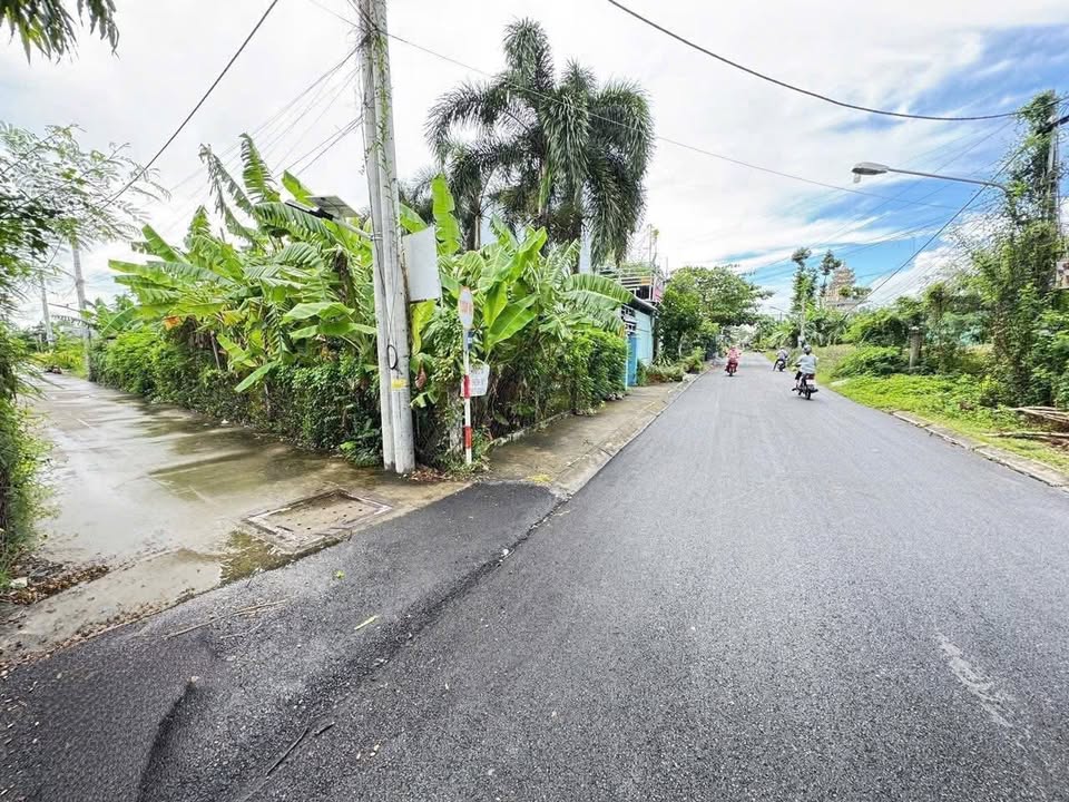 Bán đất tặng nhà cấp 4 tại phường Long Thuận, Gò Công - Giá chỉ 1.3 tỷ!