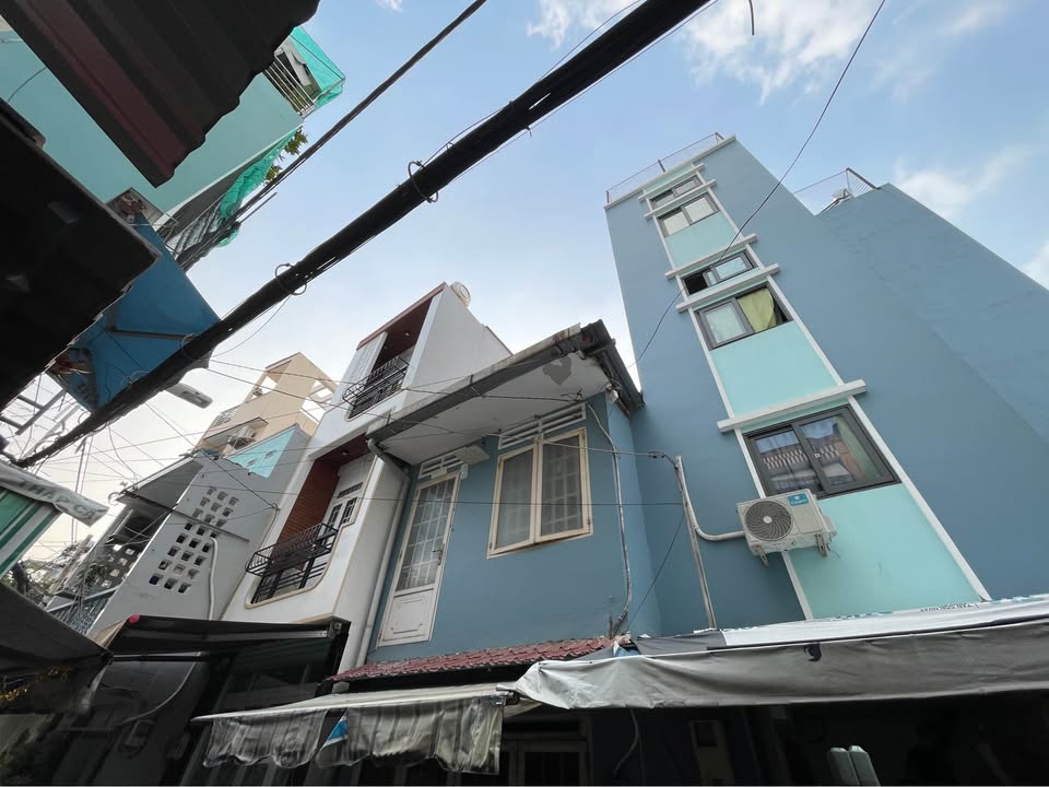 Nhà 2 tầng Lê Văn Duyệt, Bình Thạnh 58m² - Thoáng mát 2 mặt tiền!