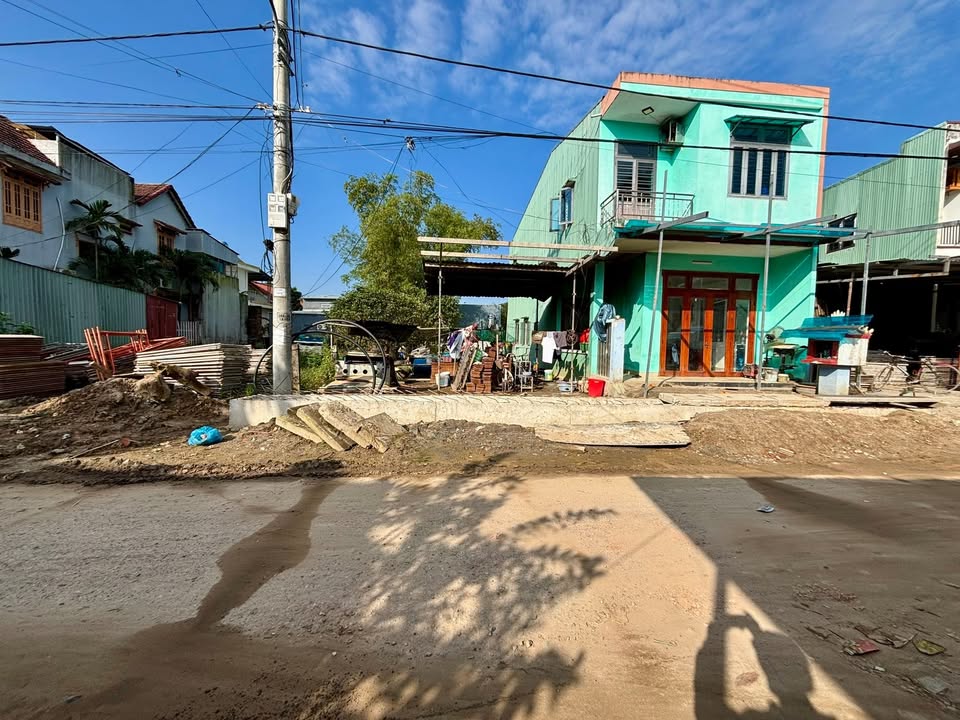 Đất nền Hòa Tiến Đà Nẵng 105m² giá 2.8 tỷ - Sổ hồng chính chủ, giao dịch nhanh!