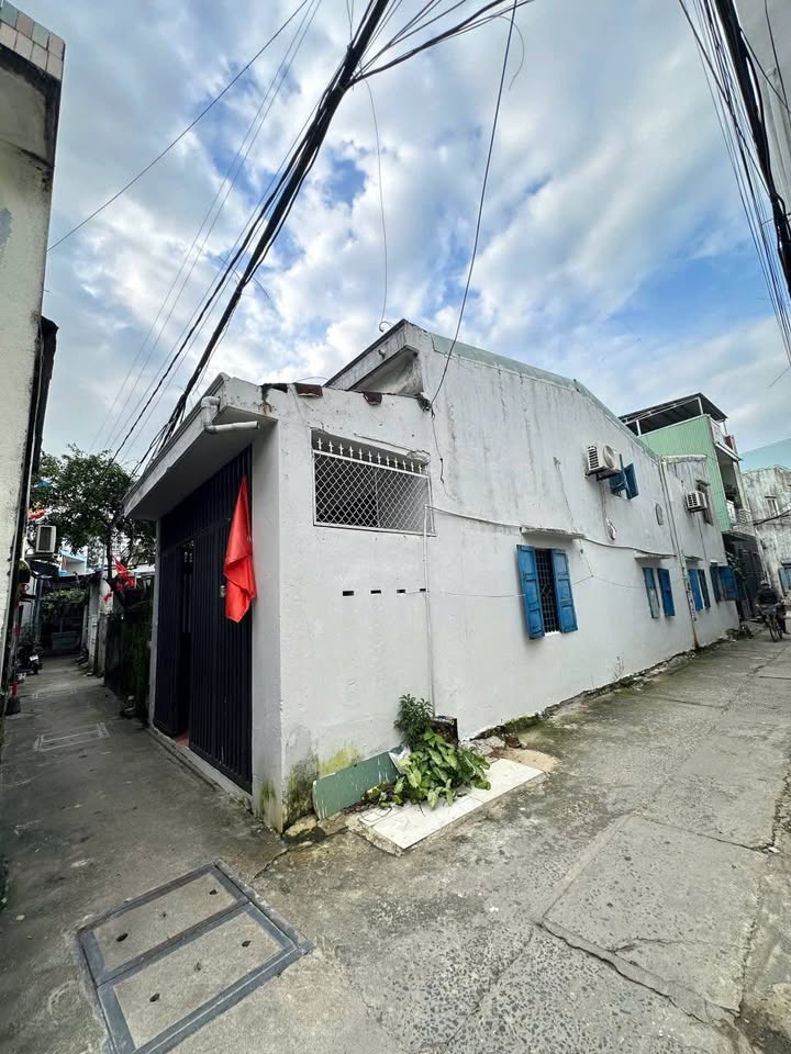 Nhà 2 mặt kiệt Nam Thọ, Sơn Trà 65m² giá 4.2 tỷ - Vị trí gần biển lý tưởng!