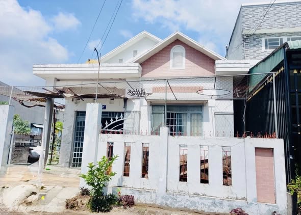 Nhà mặt tiền KDC Bộ Đội, Mỹ Thạnh 200m² giá 2.3 tỷ - An ninh ổn định, hướng Đông Nam mát mẻ!