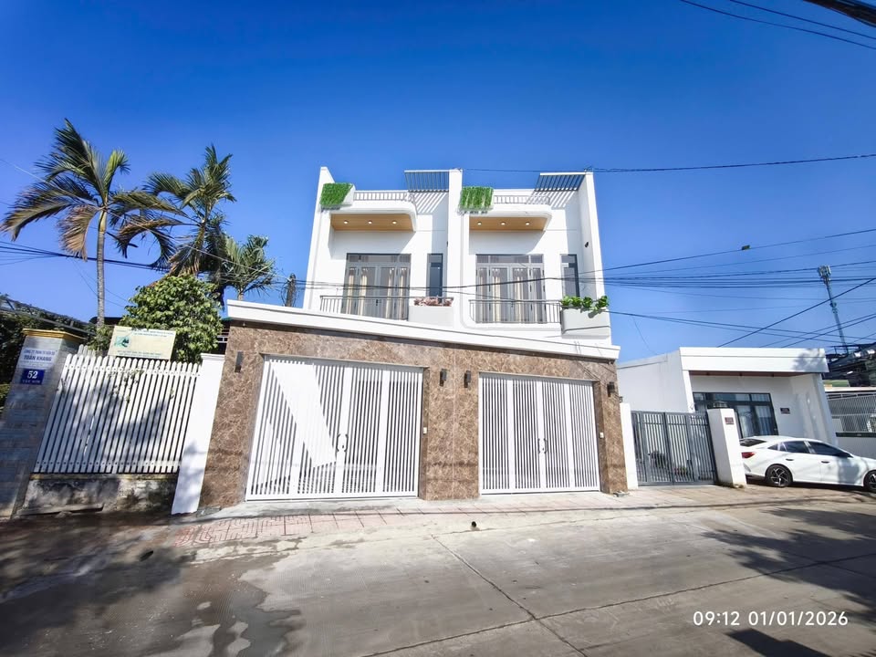 Nhà liền kề mặt tiền Tây Sơn, Tân Thành 188m² giá 5.5 tỷ - Sẵn sàng vào ở!