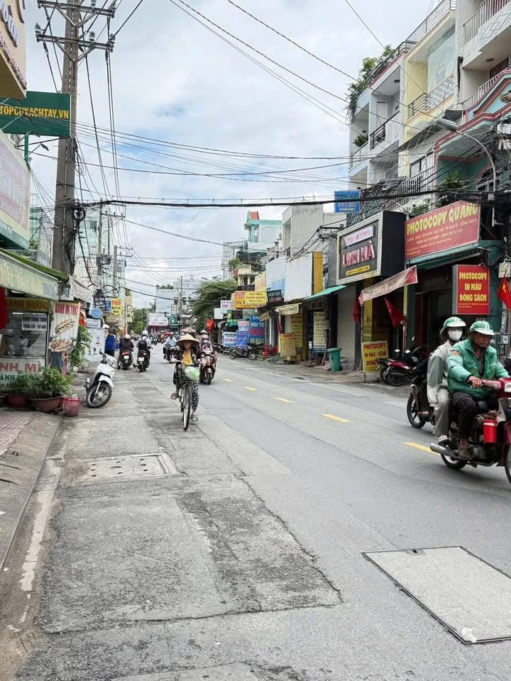 Nhà mặt tiền đường Sơn Kỳ, Tân Sơn Nhì, 60m² giá 11.2 tỷ - Vị trí kinh doanh sầm uất!