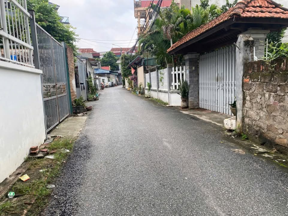 Đất nền Vĩnh Yên 100m² giá 2.4 tỷ - Vị trí trung tâm tiện ích ngập tràn!