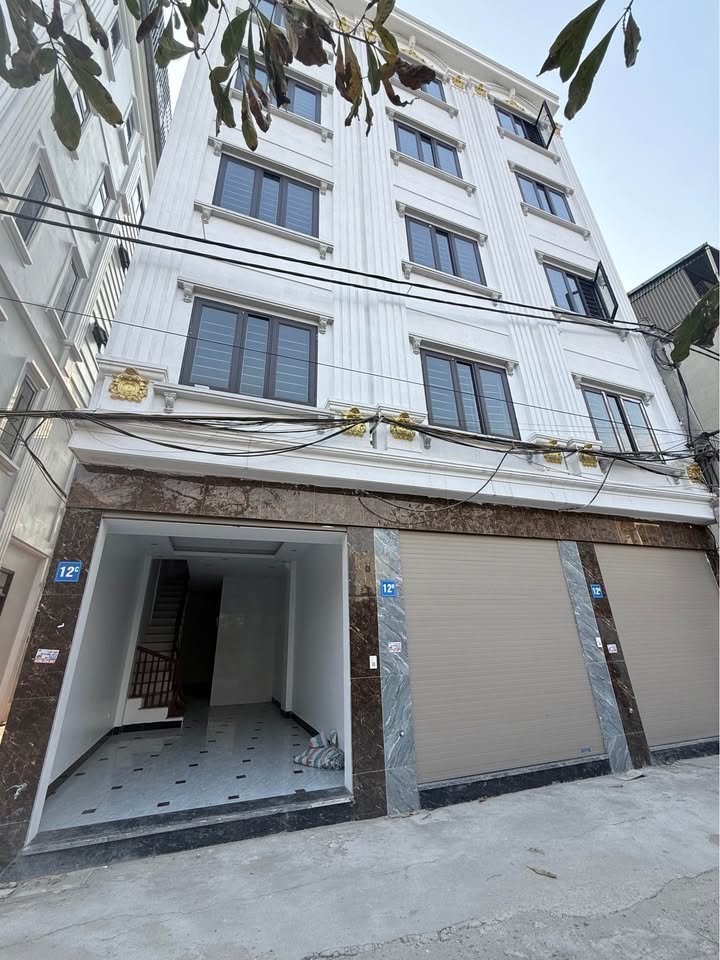 Mặt tiền kinh doanh Tả Thanh Oai 40m² giá 6 tỷ - Đỉnh cao cho đầu tư!